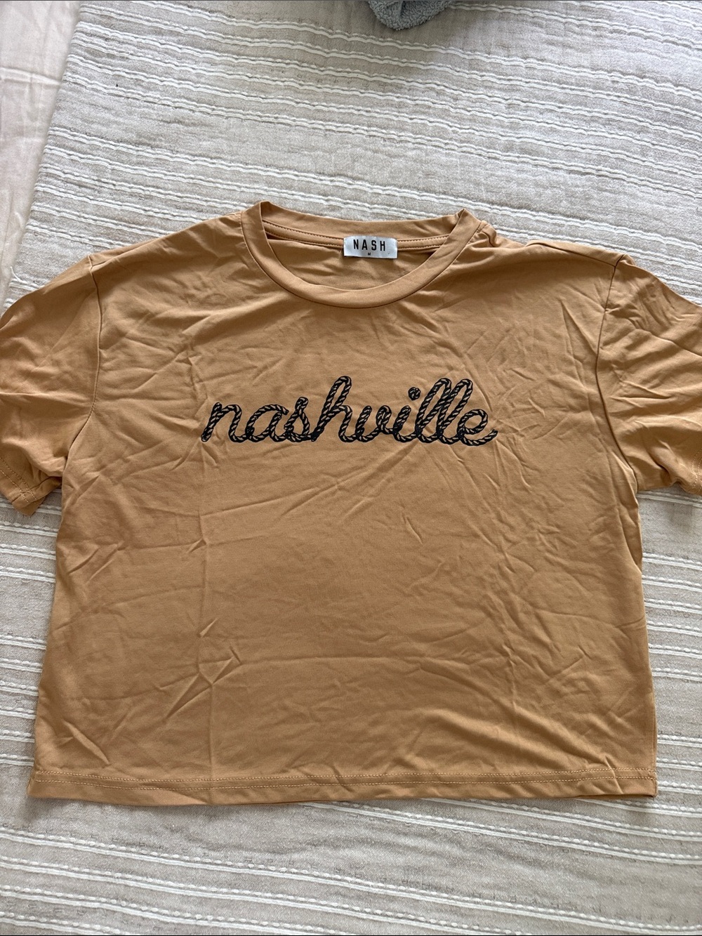 Ash Mustard Nashville Rope Script Tee